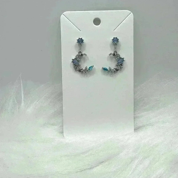 Moon Star Blue Earrings - Picture 6 of 7